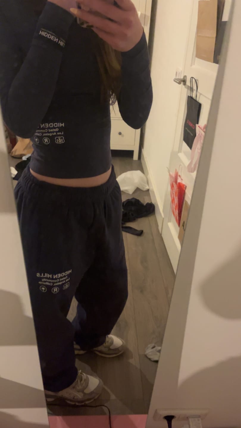Customer photo review of LABEL STRAIGHT LEG SWEATPANTS FUTURE DUSK