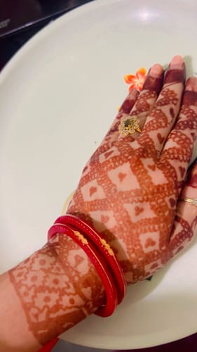Customer photo review of Divya Shringar Red - A decent Charm