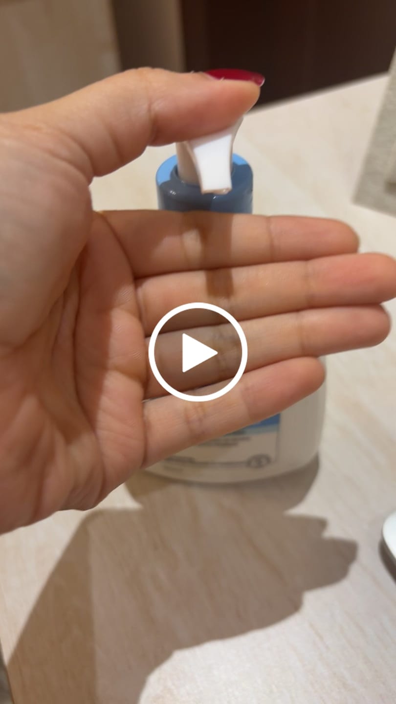 Customer video review of غسول سيتافيل للبشرة العادية الى الجافة والحساسة - 236مل