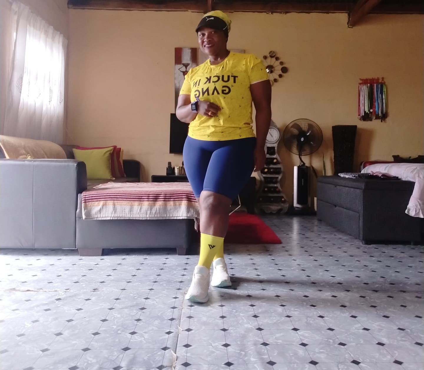 Customer photo review of Women’s High Rise Knee-Length Pocket Shorts