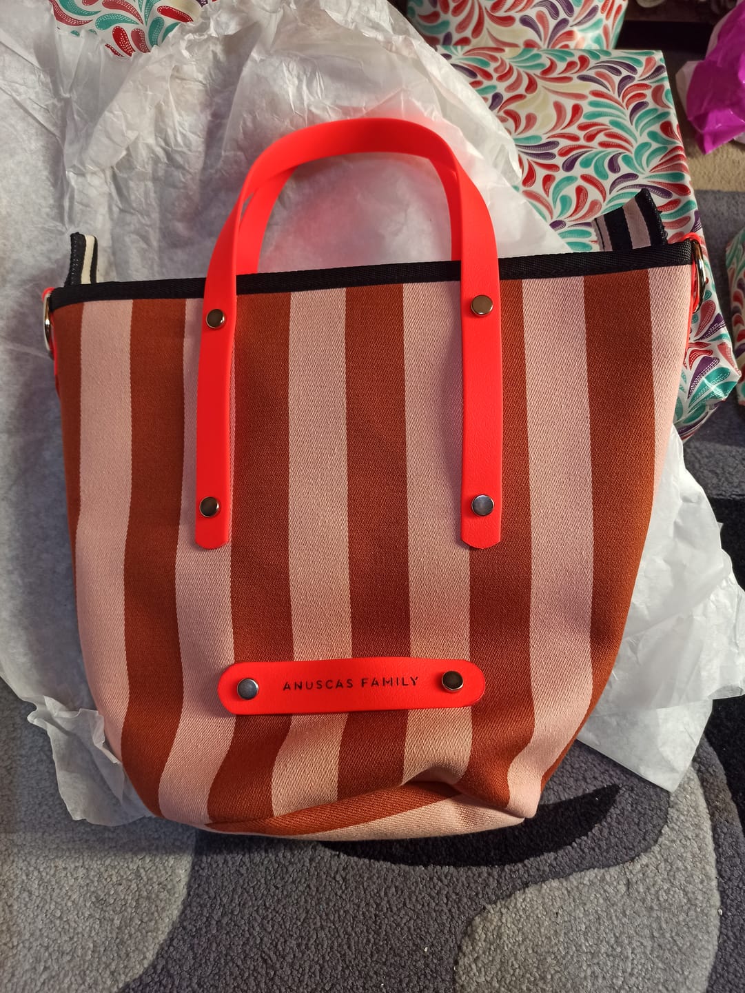 Customer photo review of Bolso Cono