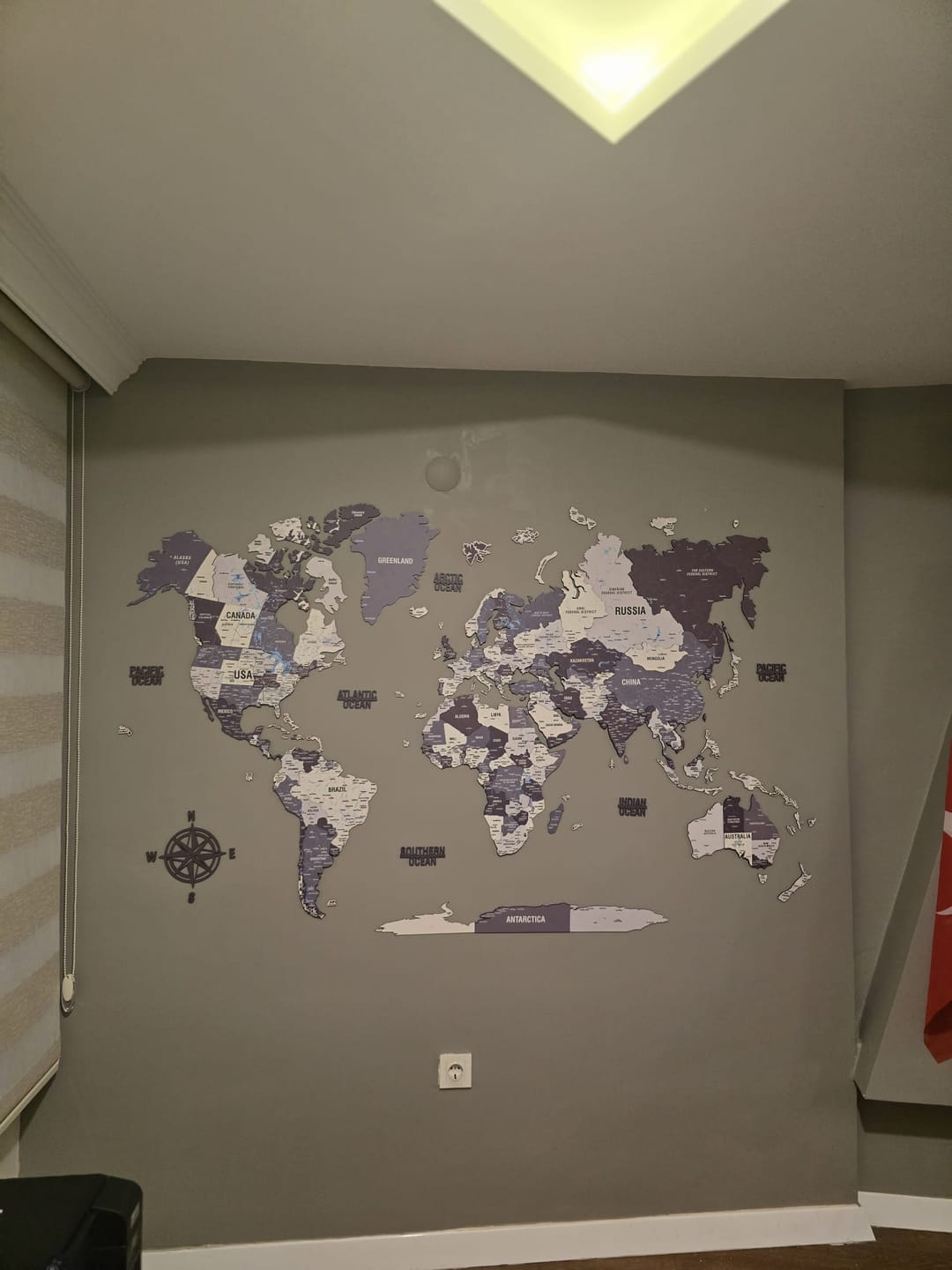 Customer photo review of Renkli Baskılı 3D Ahşap Dünya Haritası (Nimbus)