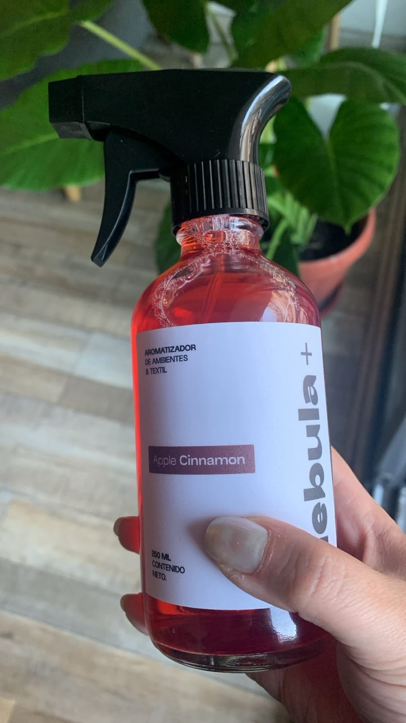 Customer photo review of SPRAY AROMATIZANTE APPLE CINNAMON NEBULA+ (250 ml)