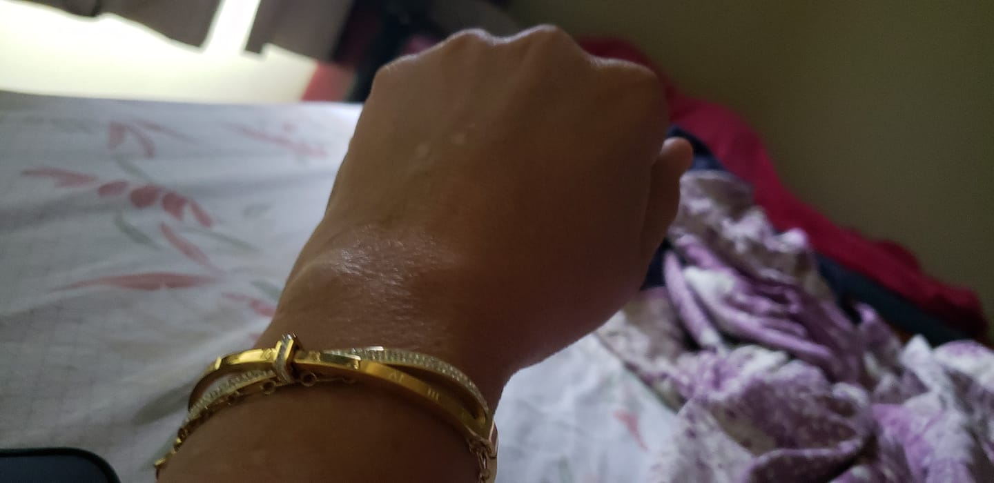 Customer photo review of Bracelete Romano Zircônia Banhado em Ouro 18K