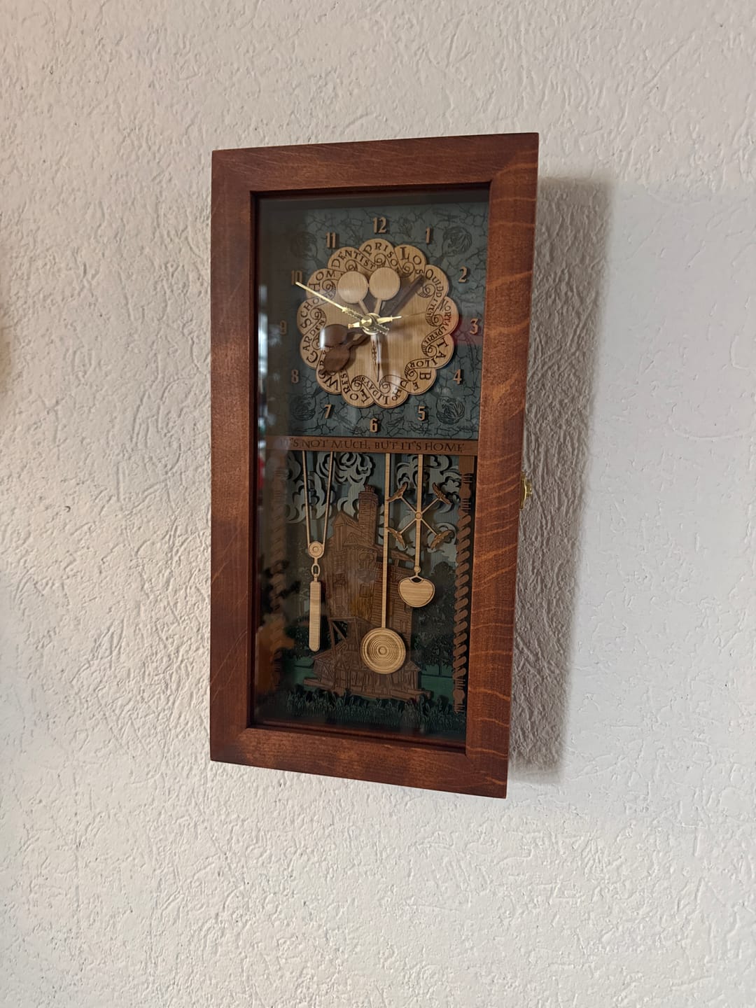 Customer photo review of WEASLEY FAMILY™ 3D WOOD CLOCK