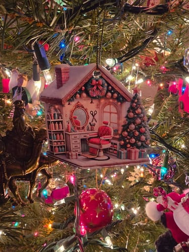 Customer photo review of Personalized Hair Salon Christmas Ornament With Name | Exclusive Winter Hairdressing Fairy Tale For Hairdressers Stylists