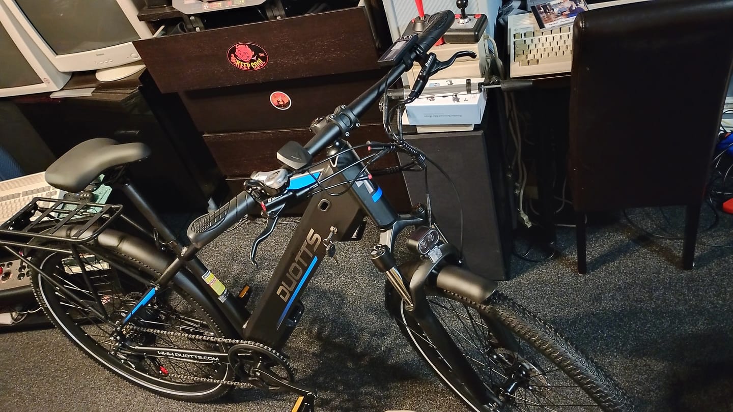 Customer photo review of Cycling Pack(Free gifts with E-bike purchase,includes mudguards,rear rack and phone holder bag)