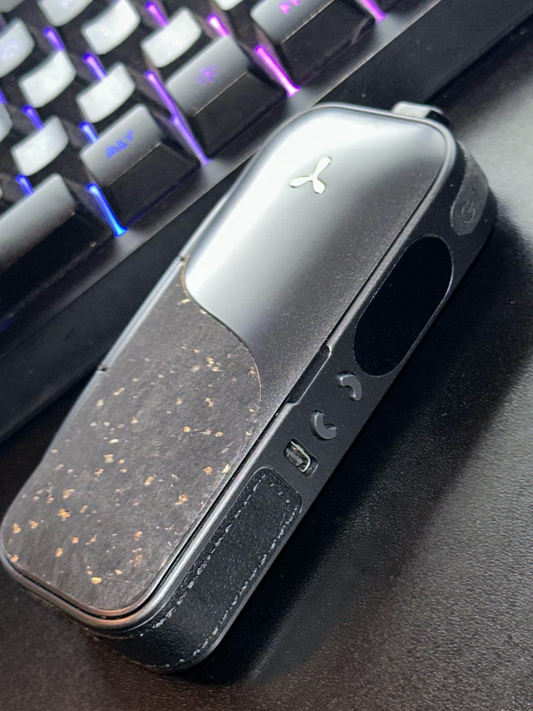 Customer photo review of LEGACY PRO 2 | Herb & Wax Dual Use Vaporizer - Hybrid Heating, Replaceable Battery, Compact Design