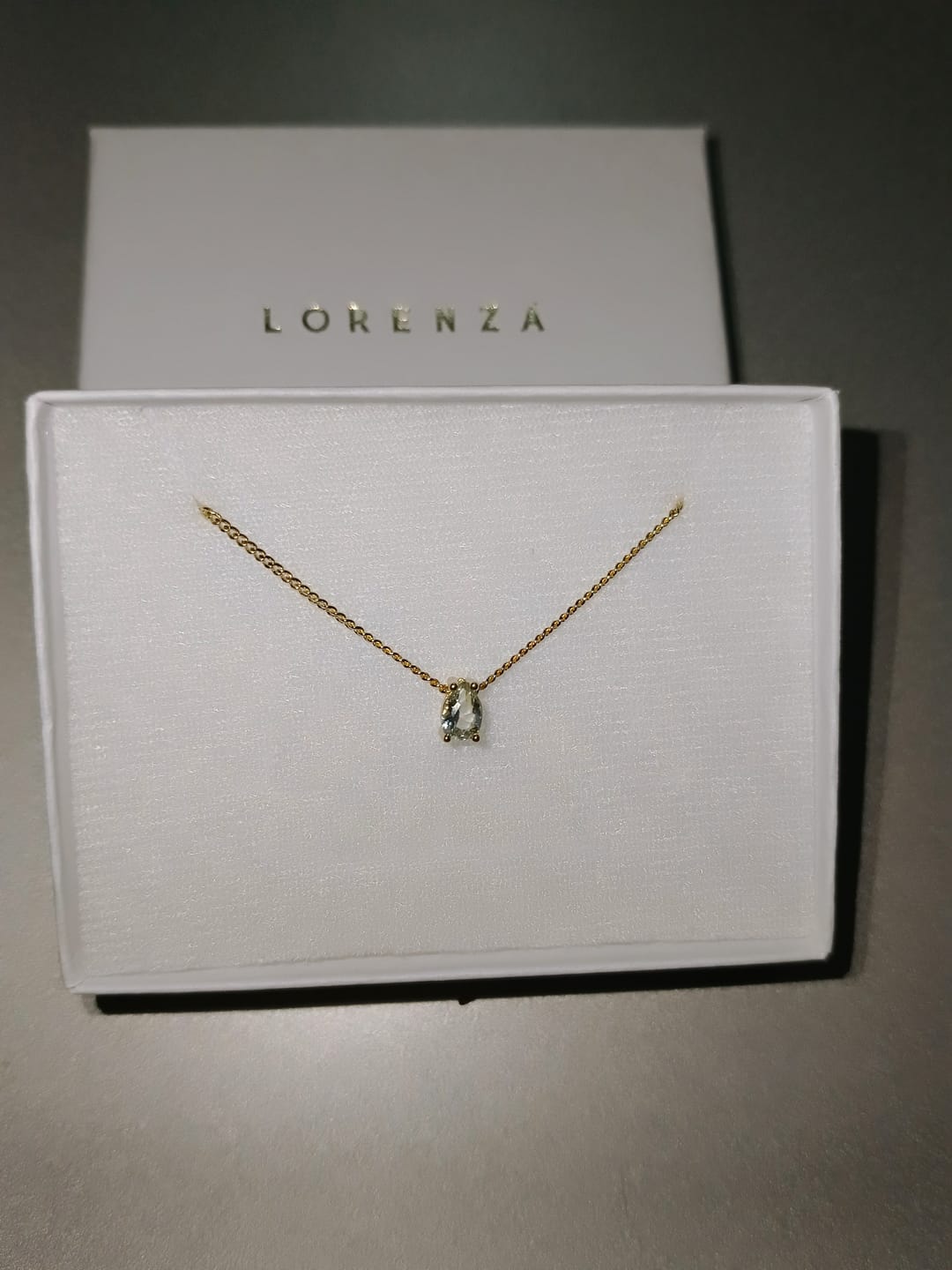 Customer photo review of Collar Birthstone Gota Dorado