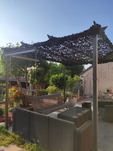 Customer photo review of Zwart camouflagenet
