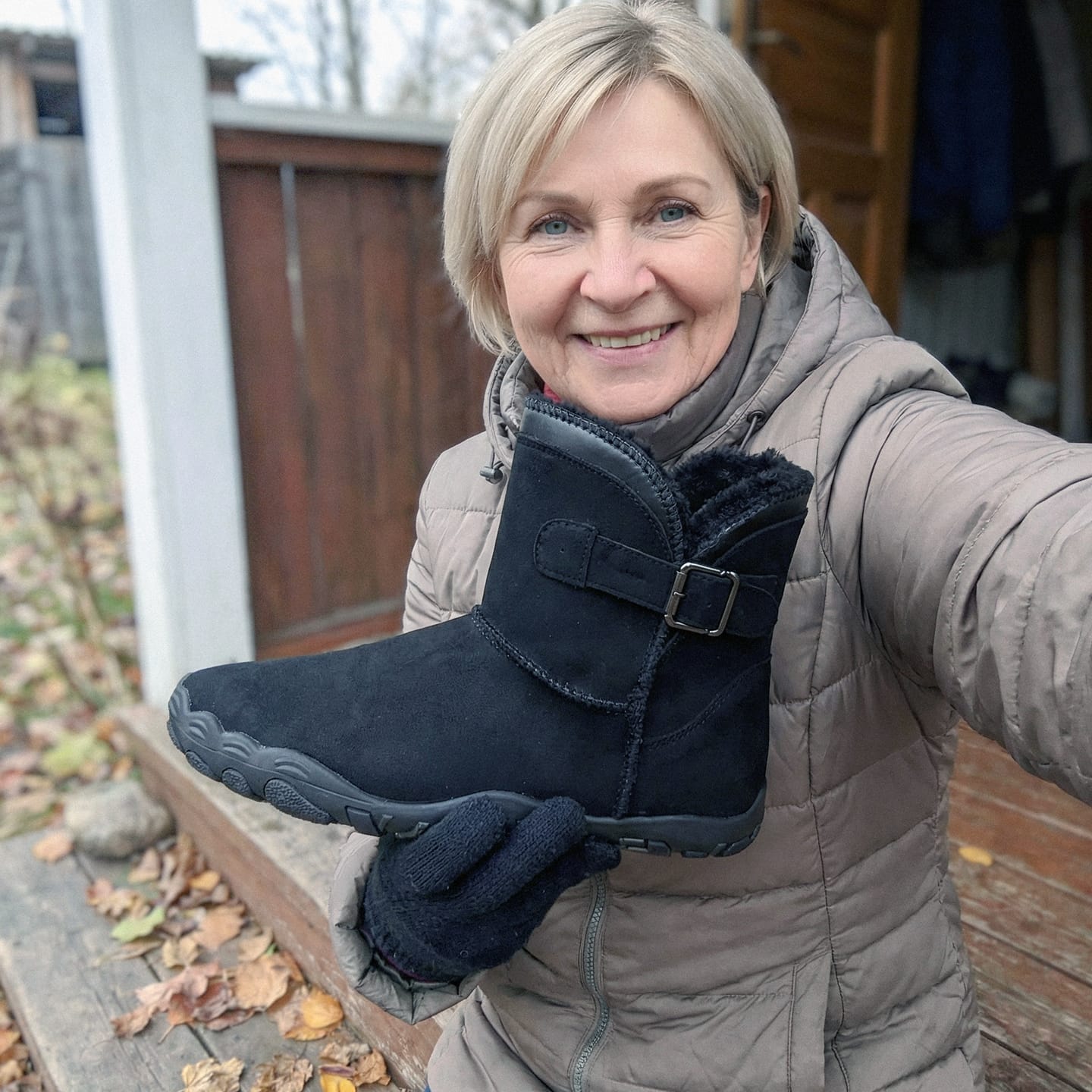 Customer photo review of [NEW] Cozely - Women’s Fur-Lined & Ergonomic Barefoot Shoes