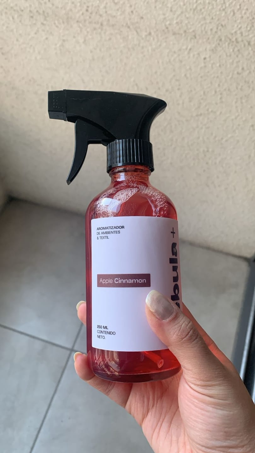 Customer photo review of SPRAY AROMATIZANTE APPLE CINNAMON NEBULA+ (250 ml)