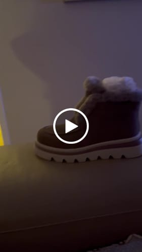 Customer video review of Glavine Khaki
