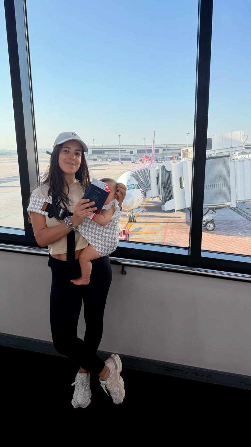 Customer photo review of POUCH™ TODDLER CARRIER