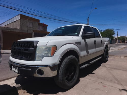 Customer photo review of Máscara Estilo Raptor Ford F150 2009–2014 | LED Ámbar y Calce Exacto