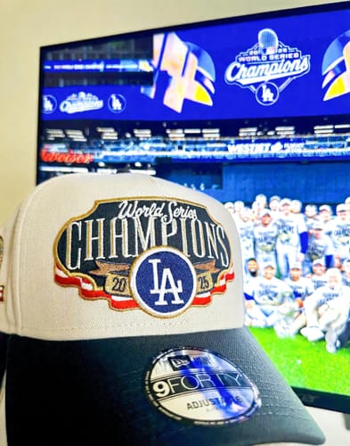 Customer photo review of 9FORTY A-Frame Los Angeles Dodgers MLB World Series Champions 2025 Stone Snapback