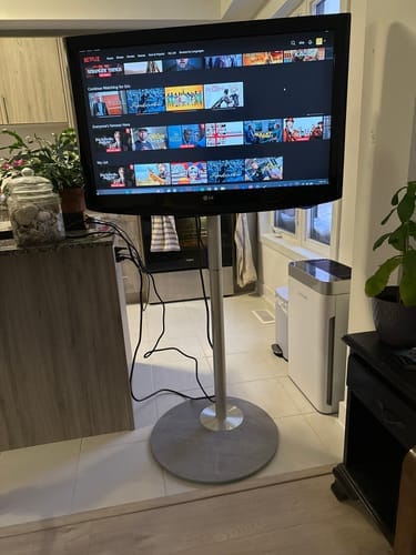 Customer photo review of Master FT60 Floor TV Stand