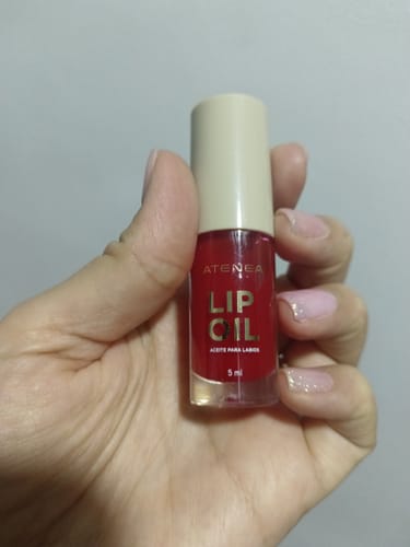 Customer photo review of LIP OIL