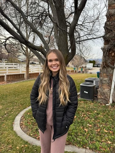 Customer photo review of Women's Elements Quilted Puffer Jacket