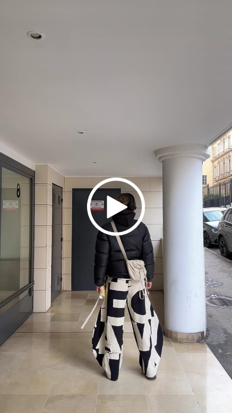 Customer video review of Aelfric Eden Graffiti Super Baggy Barrel Sweatpants
