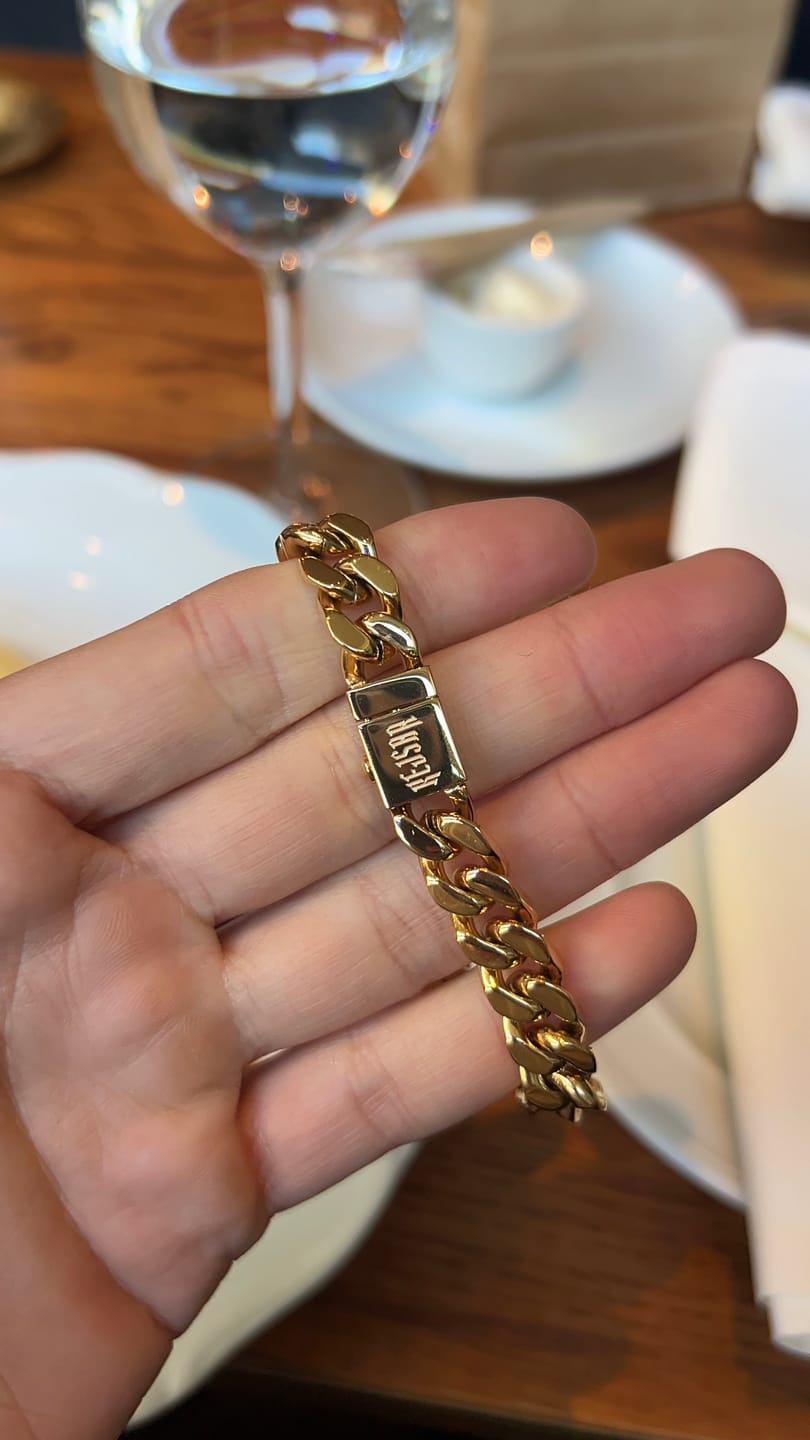 Customer photo review of Cuban Link Armband 10mm