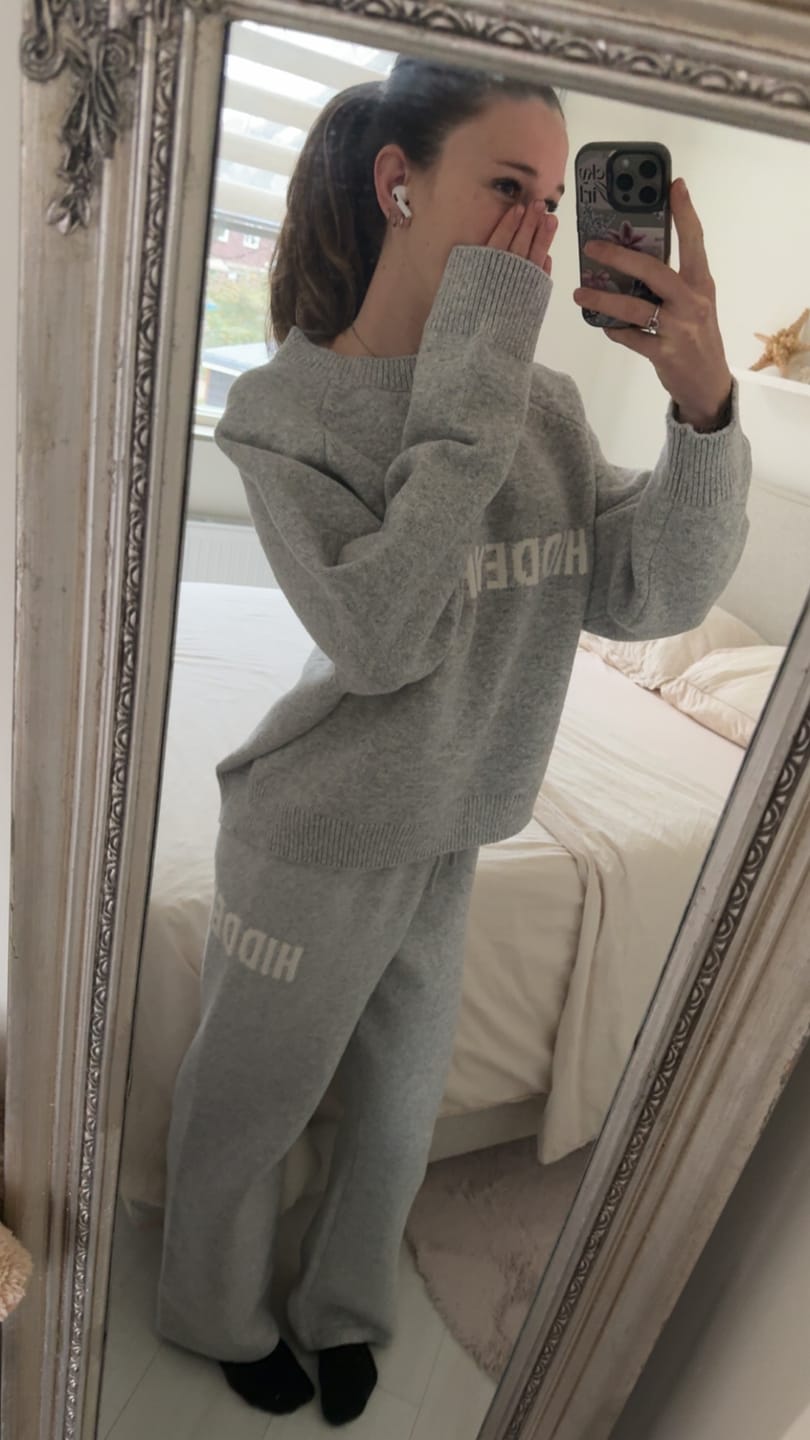 Customer photo review of KNIT SWEATER LIGHT GREY