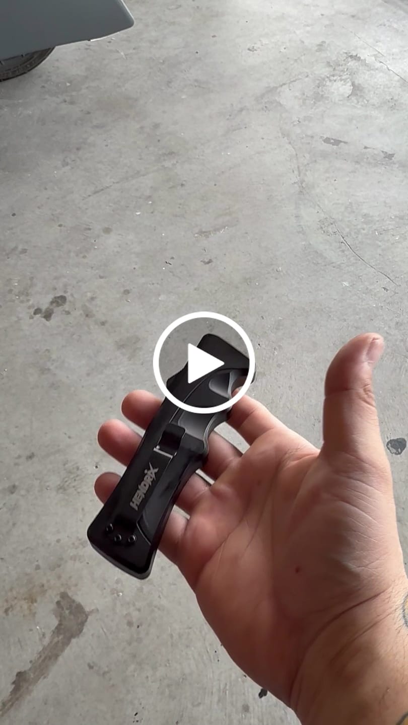 Customer video review of Black D2 Clip Point Mamba Hendrix OTF