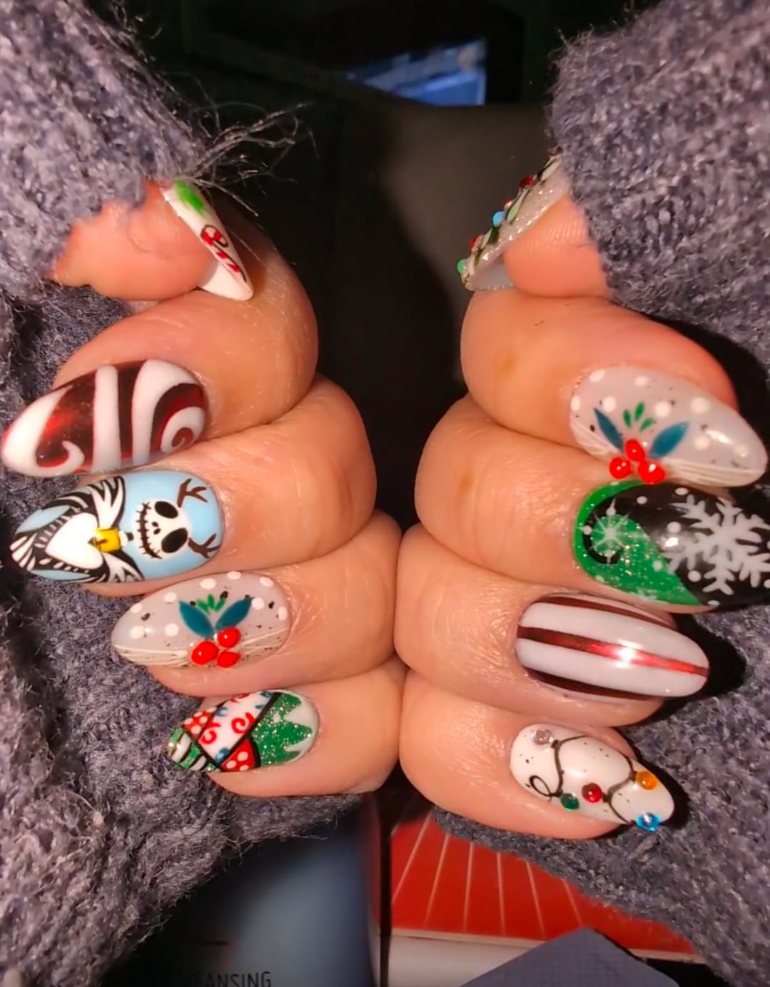 Customer photo review of Holly Night