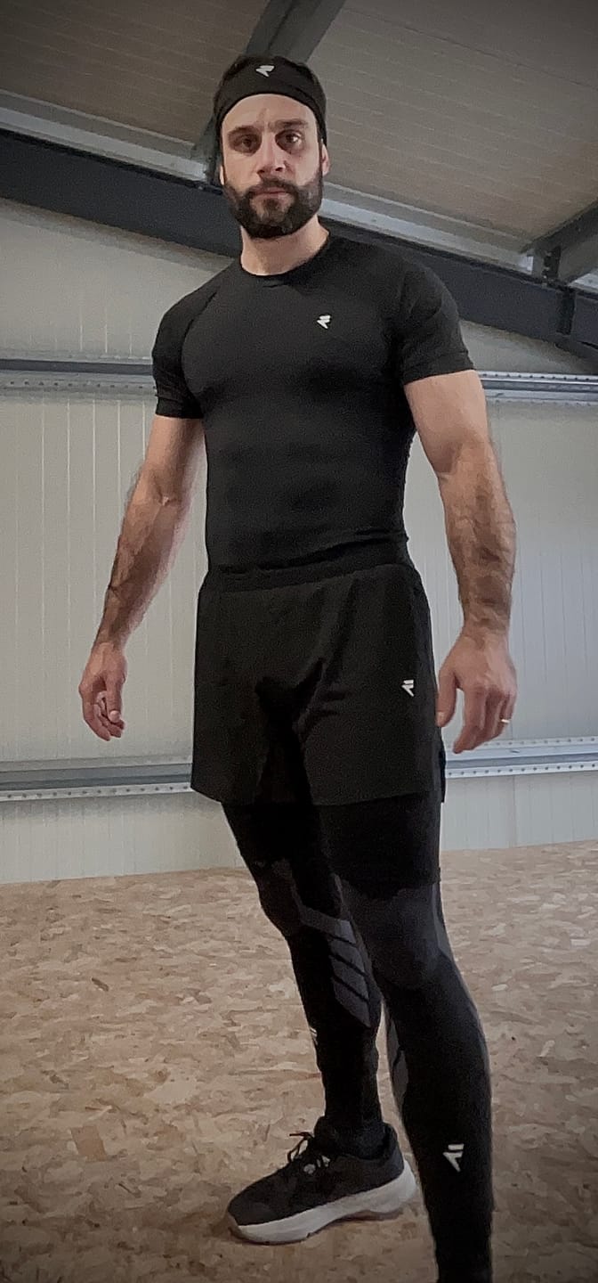 Customer photo review of Short 2 en 1 avec compression intégrée