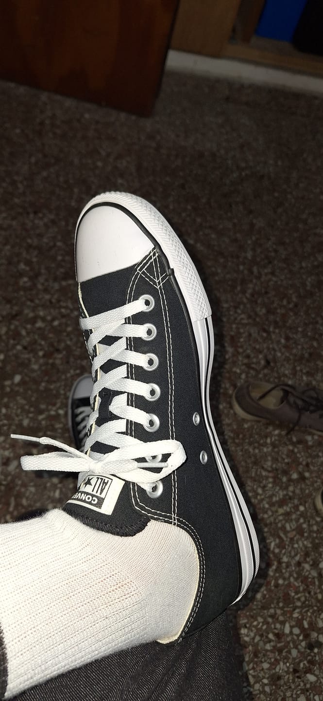 Customer photo review of Zapatillas Converse Chuck Taylor Core Negro