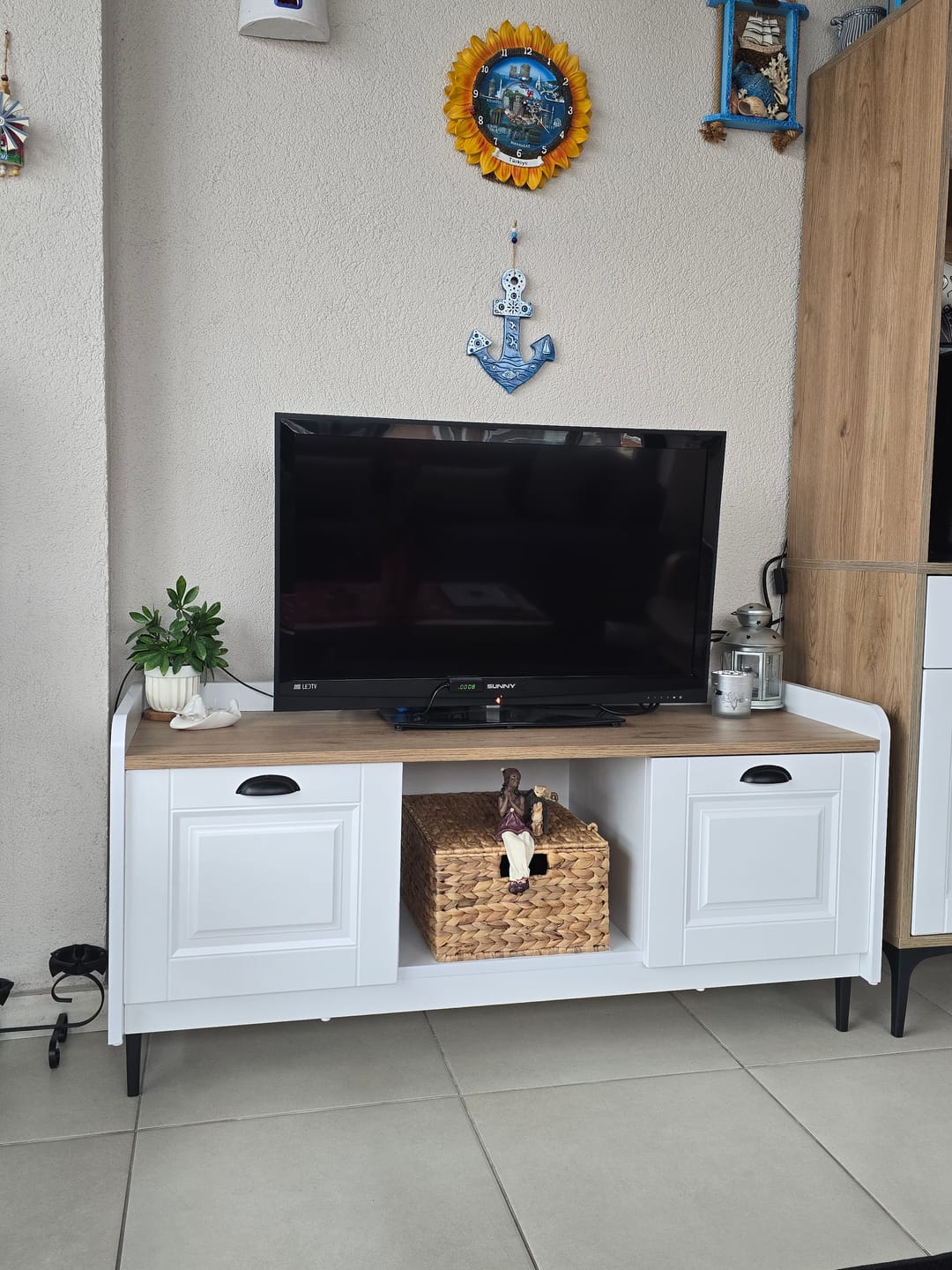 Customer photo review of Rani P2 Modern Ayakkabılık Ayakkabı Dolabı  Renk: Beyaz - S. Ceviz M1