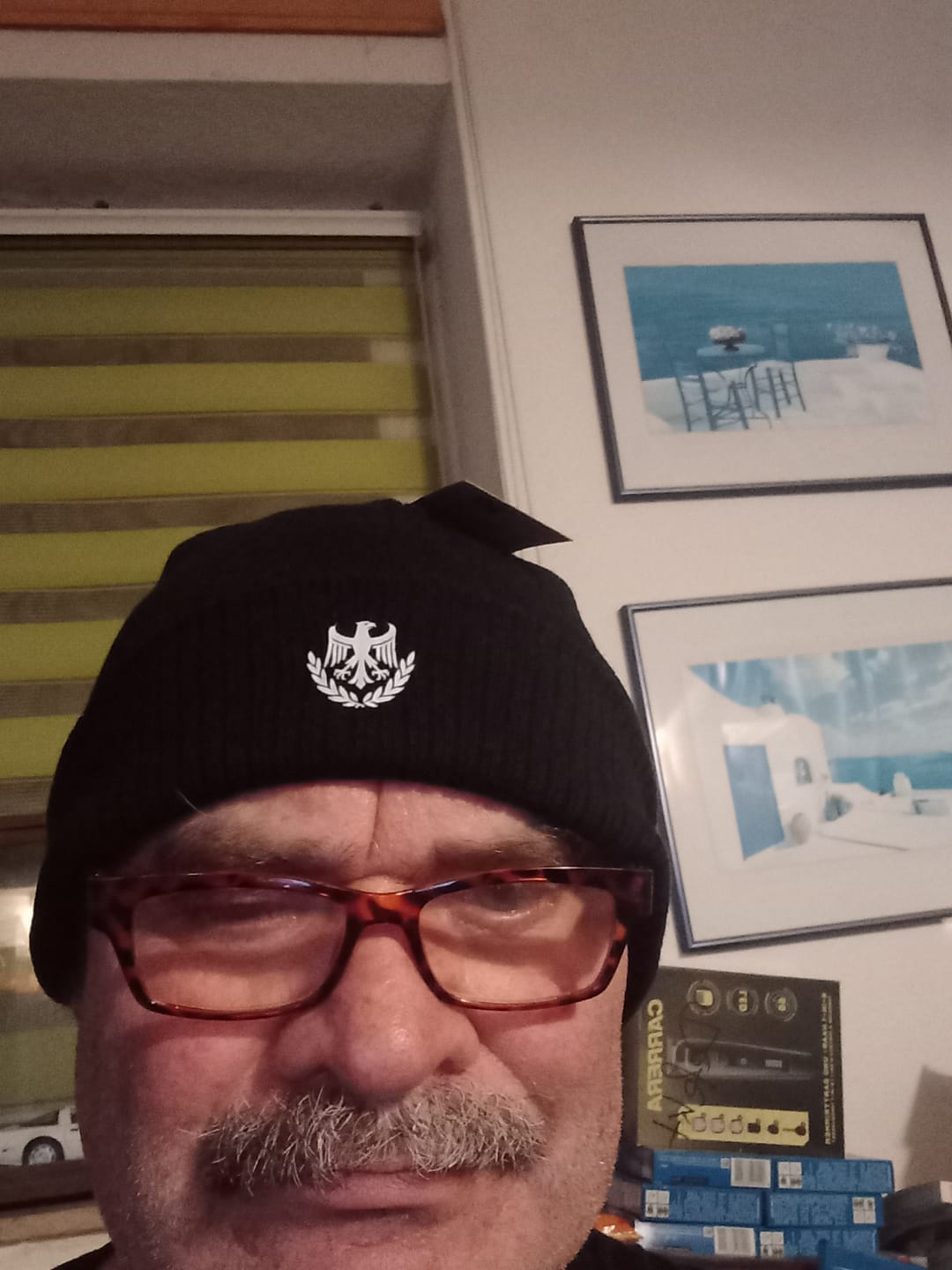 Customer photo review of Deutschland Mütze