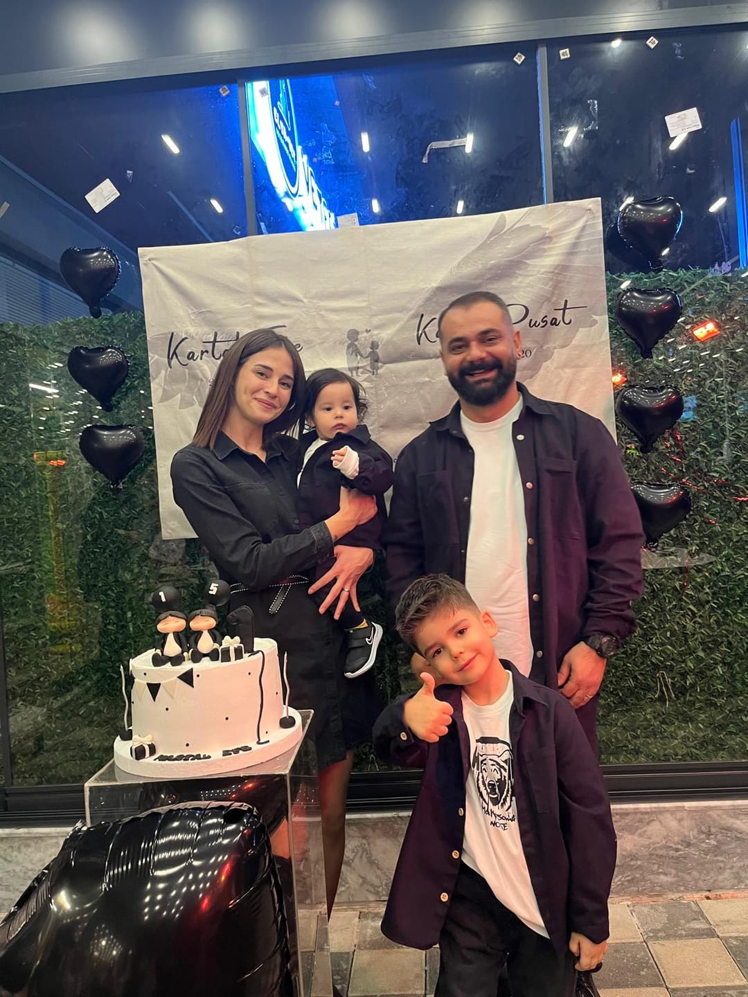 Customer photo review of Kişiselleştirilebilir Doğum Günü Örtüsü (#57)
