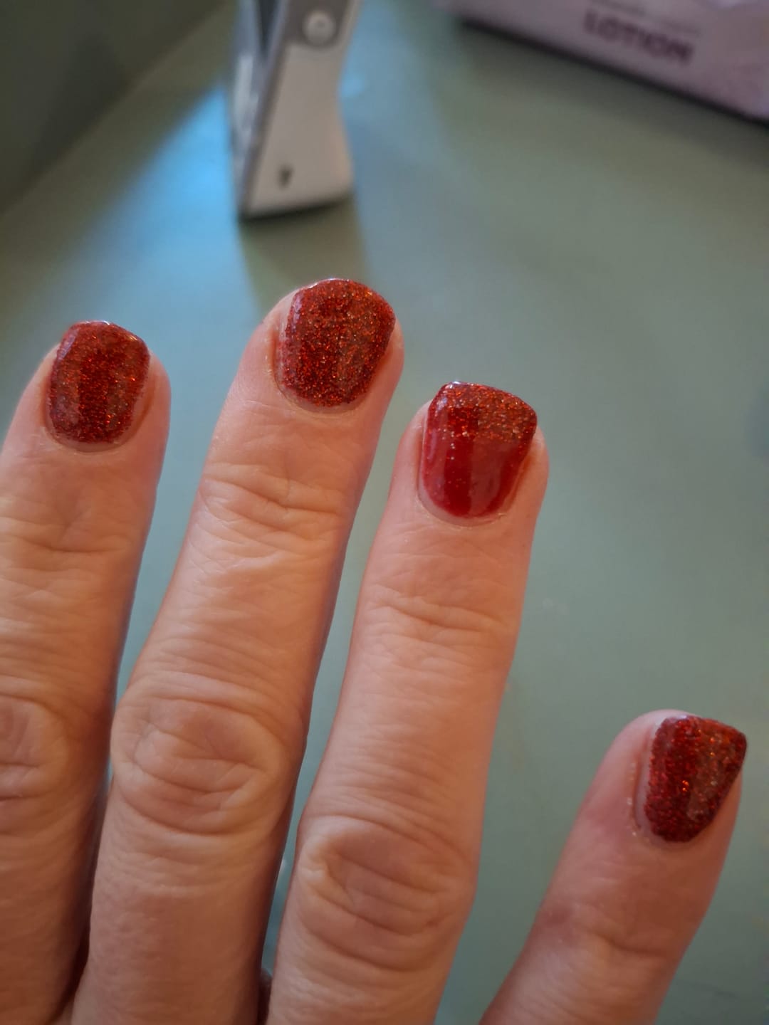 Customer photo review of Ruby Glitter Dipping Powder