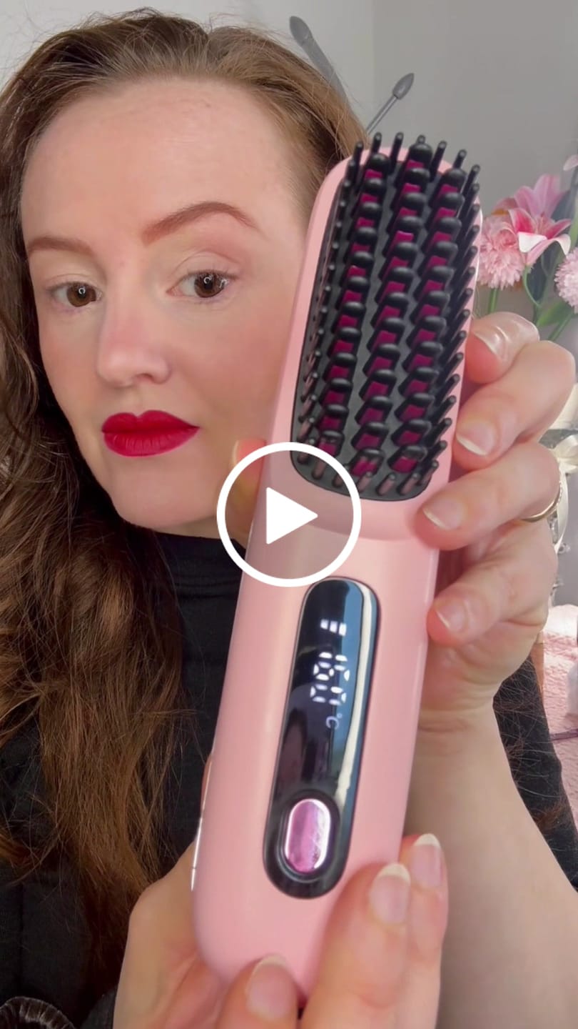 Customer video review of The Glow Wave™ | Wireless Heated Brush