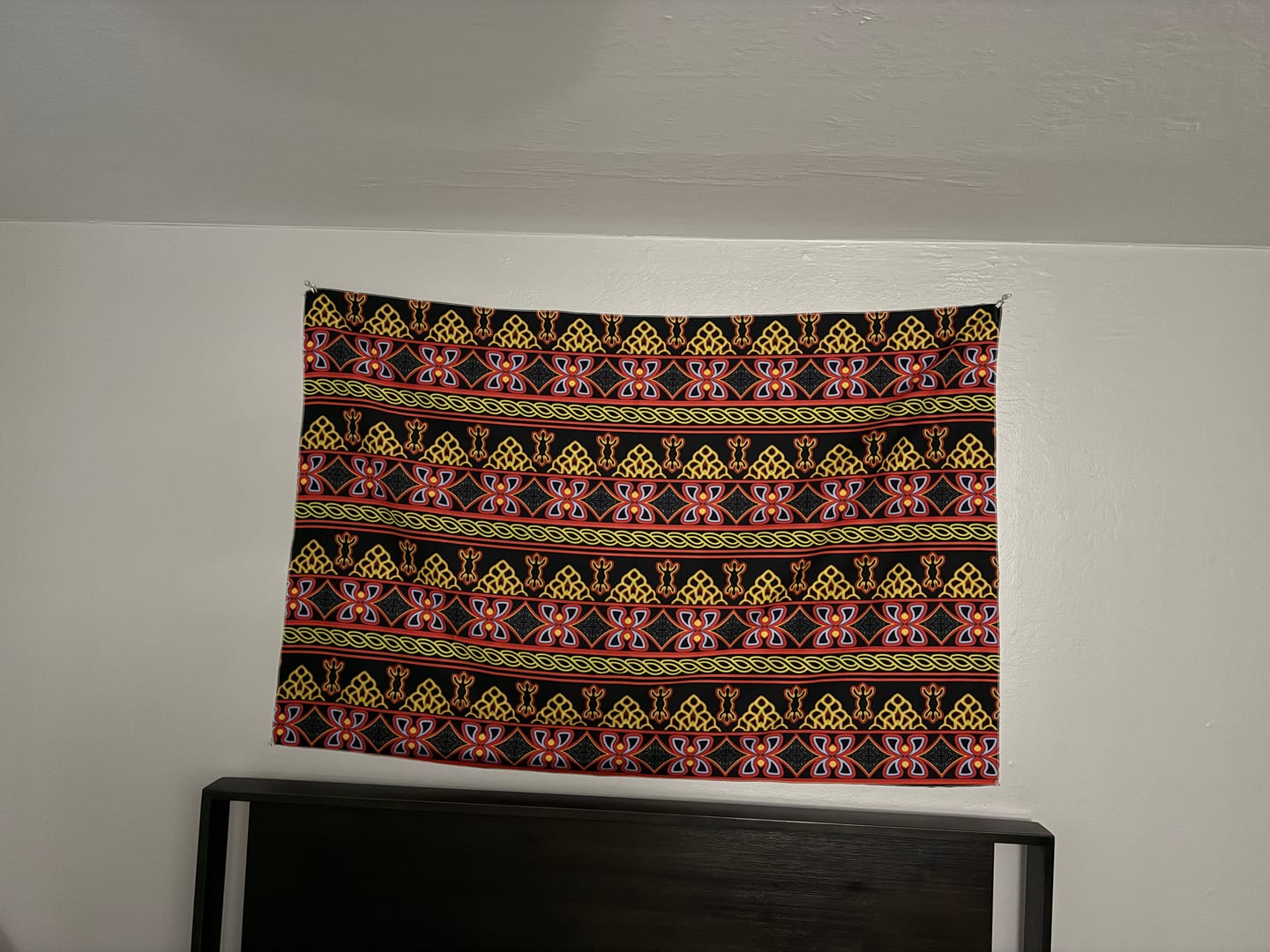 Customer photo review of Toghu Cameroon Tapestry Traditional Pattern LT15