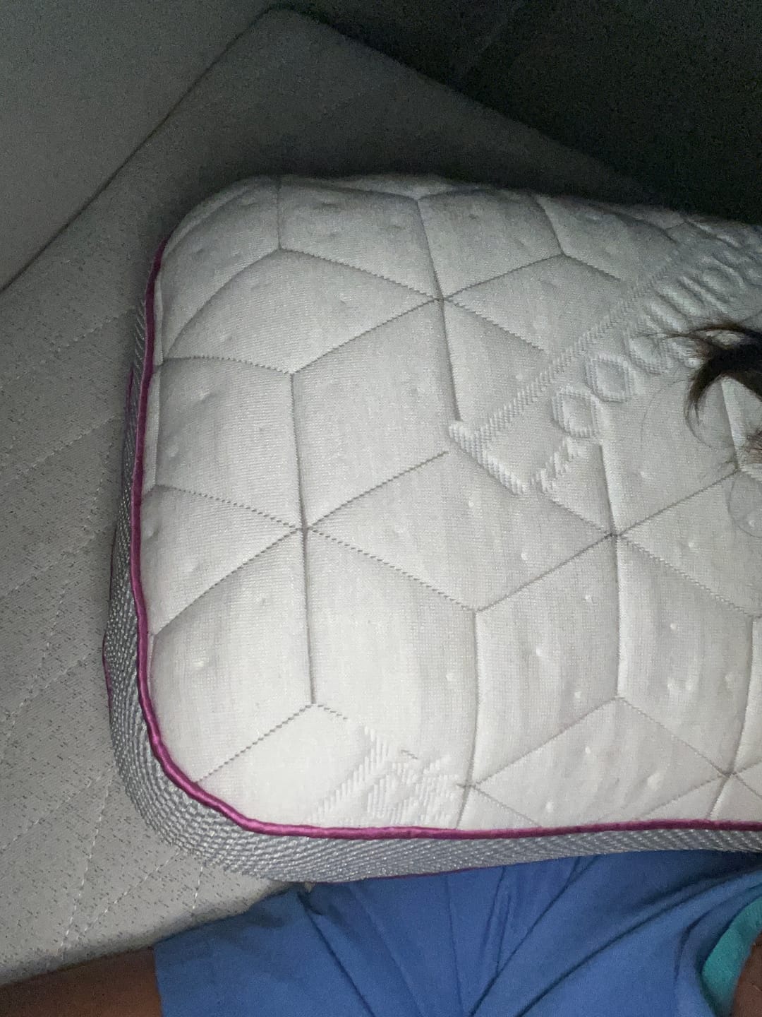 Customer photo review of Travesseiro de Viagem Snow® Mini