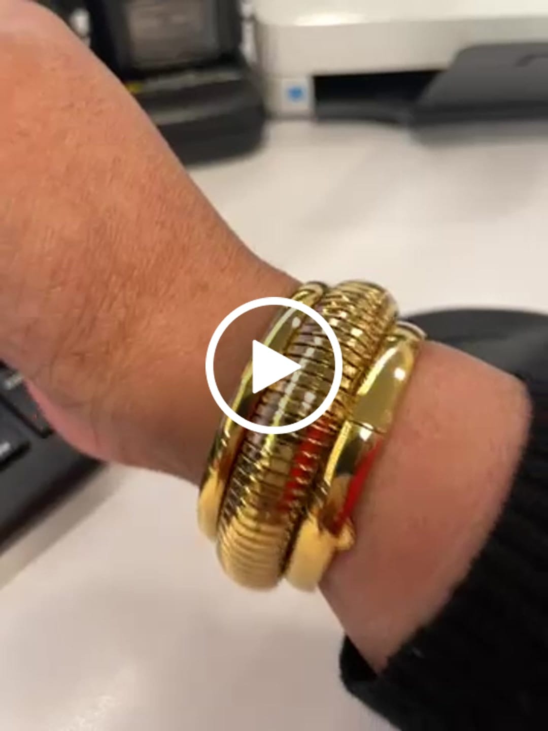 Customer video review of Ibiza Chunky Bangle (Bundle)