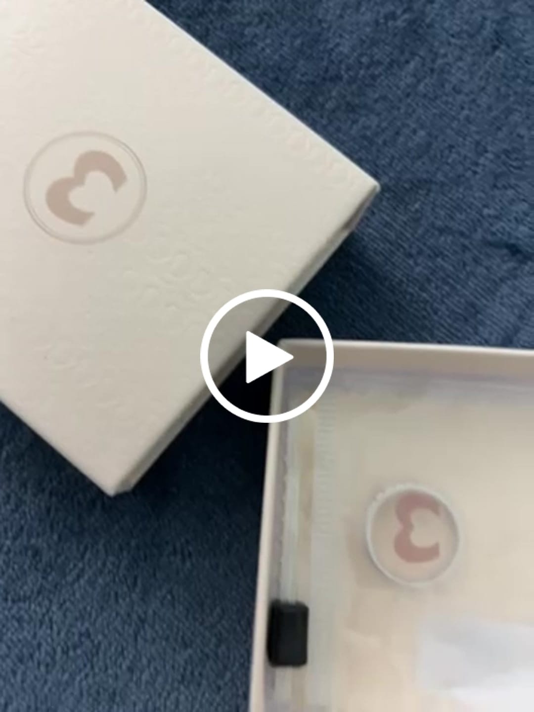 Customer video review of Cajita Joyas - Nude Beige