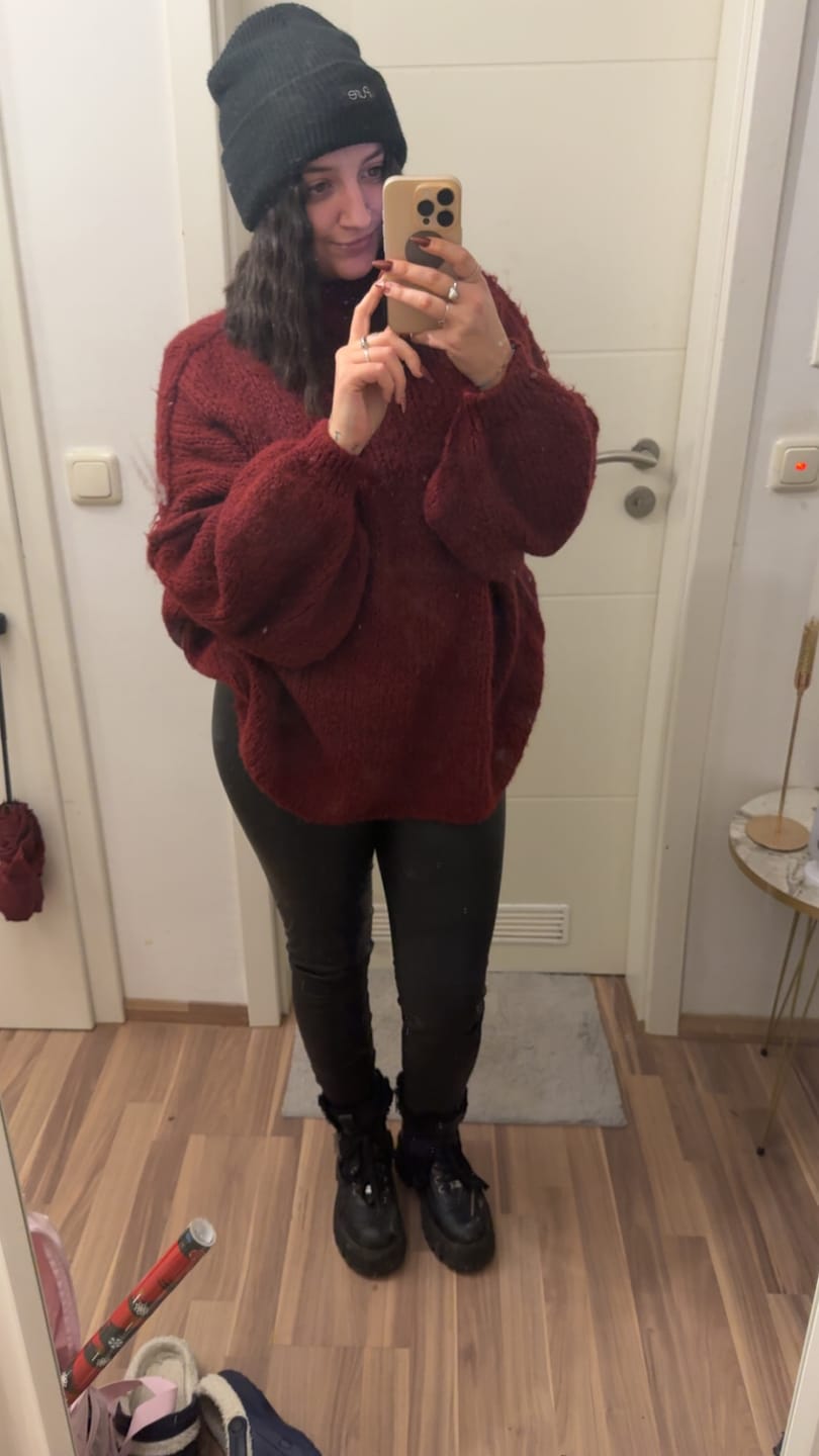Customer photo review of Oversize Pullover "CasualCozy"