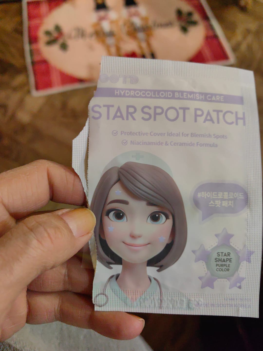 Customer photo review of Хидроколоидни стикери против акне с Ниацинамид OOTD Star Spot Patch