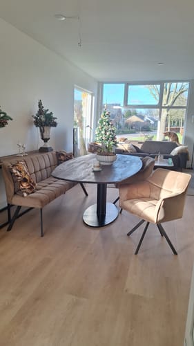 Customer photo review of Eetkamerbank Vantage - Champagne - Velvet - 180 cm