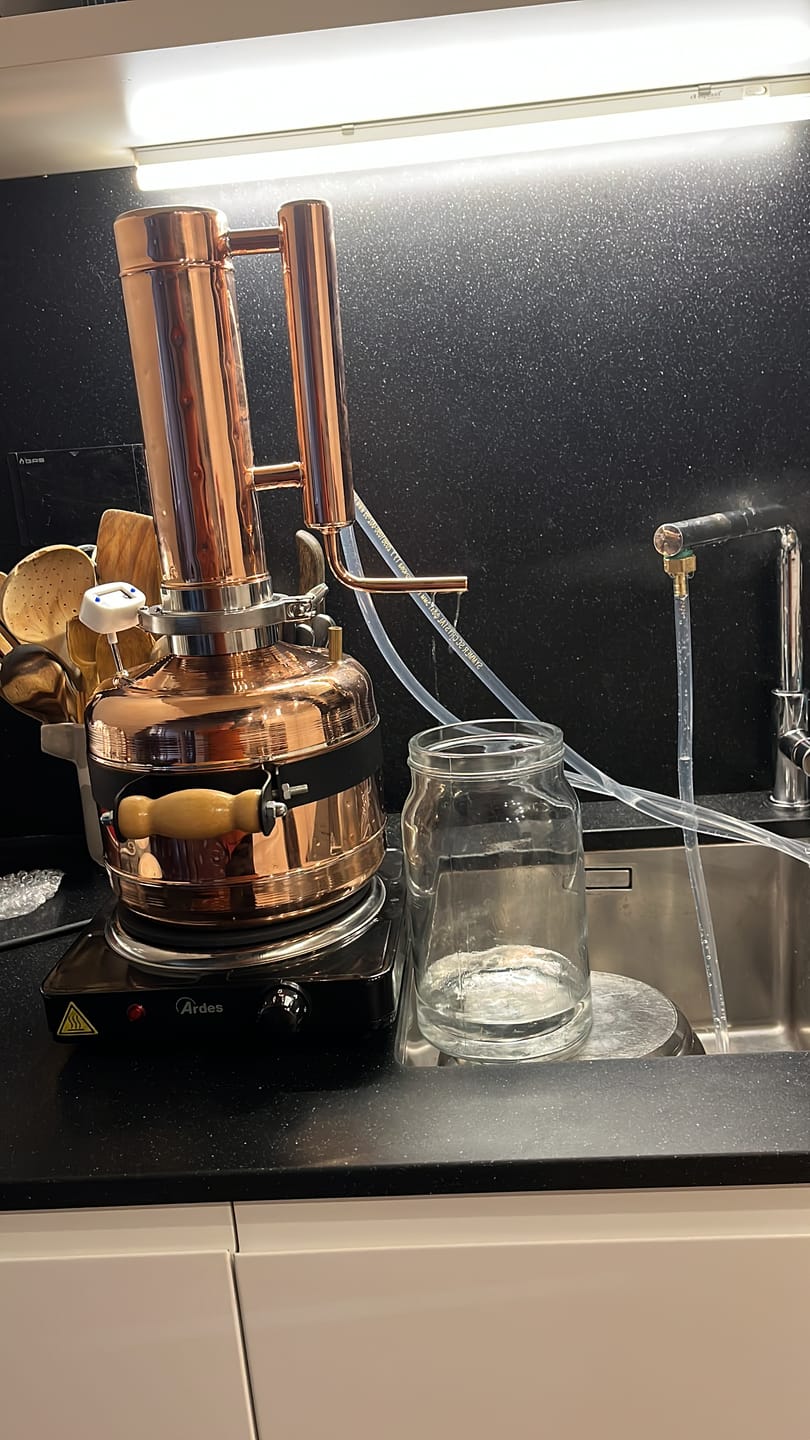 Customer photo review of Copper moonshine still 1.3G (5L) [ pot still ]