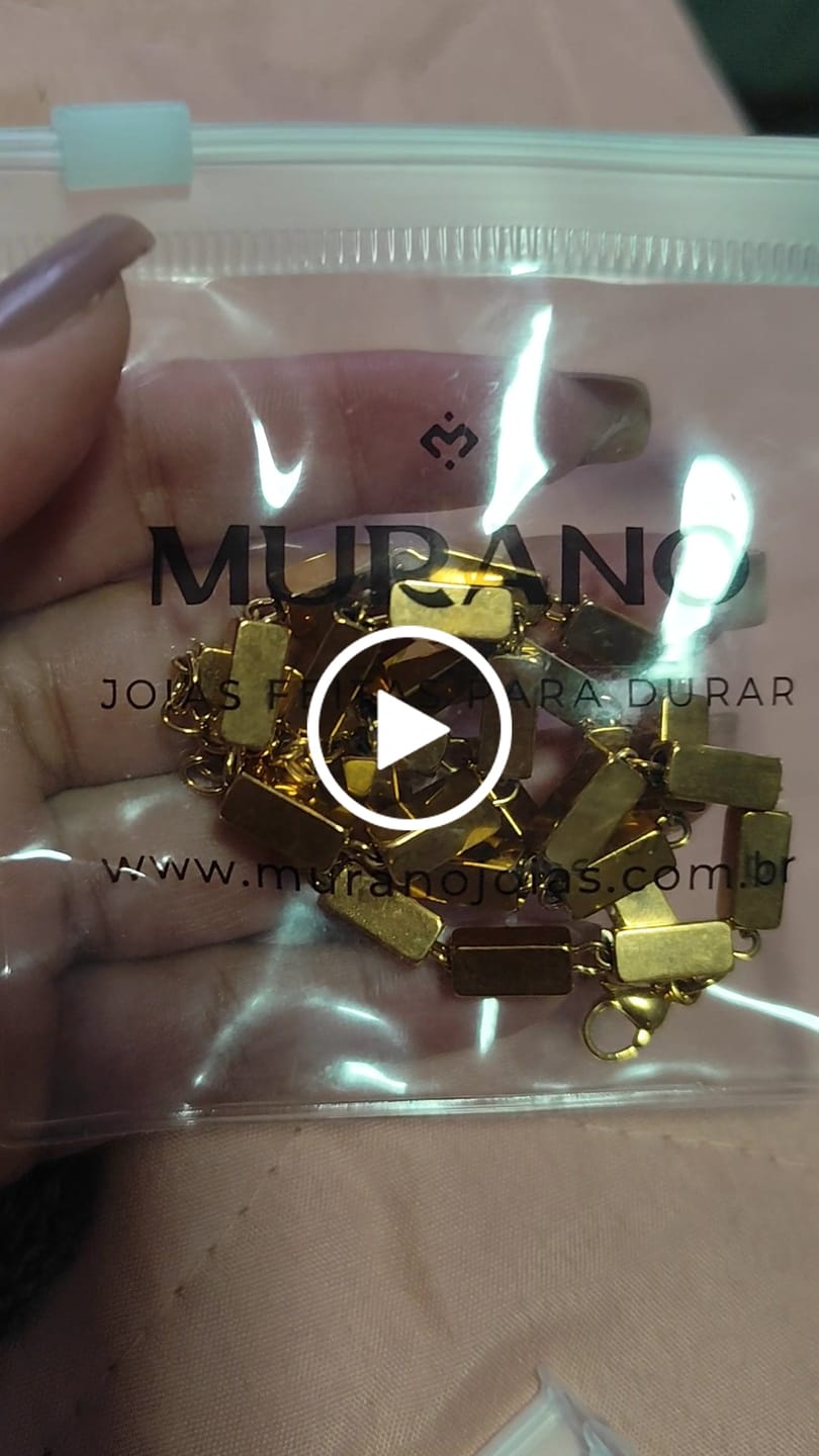 Customer video review of Colar Cora Banhado em Ouro 18k