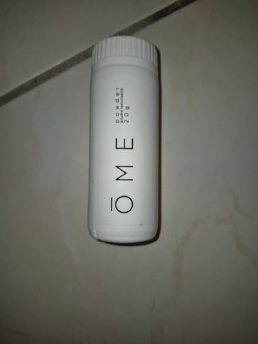 Customer photo review of ŌME - Poudre texturisante coiffante pour cheveux