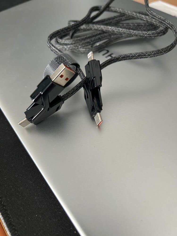Customer photo review of Cablu de date si Incarcare Rapida, Timebox, 4 in 1, Fast Charge 100W, 1,5m, USB, Lightning, Type-C, Negru