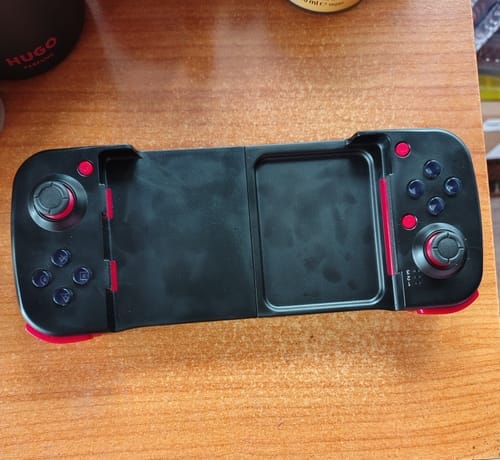 Customer photo review of GamePad Controller Gaming pentru telefon Android, iOS, PC, PS, Nintendo Switch, Bluetooth 5,0, Wireless, Albastru/Rosu