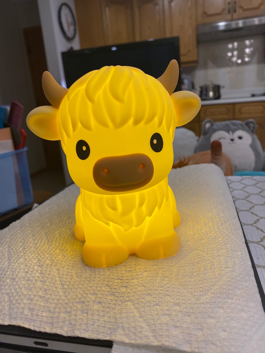 Customer photo review of Huggwaii Highland Cow Silicone Squishy LED Night Light - Perfect Gift for Kids and Girls