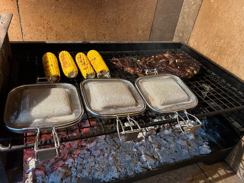 Customer photo review of Braai Broodjie Basket