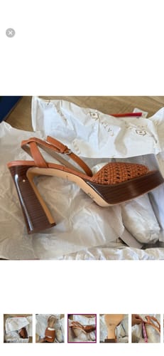 Customer photo review of Everlane & Friends New in Box Footwear